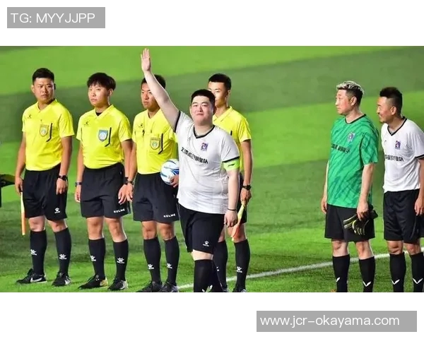 国内明星与足球明星联手打造跨界合作新风潮引发热议